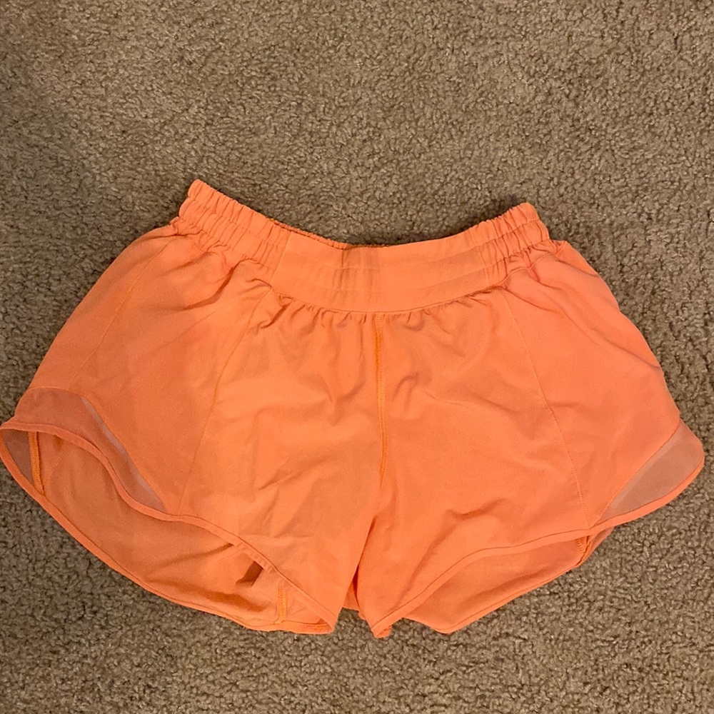 Lululemon Hotty Hot shorts 4 inch